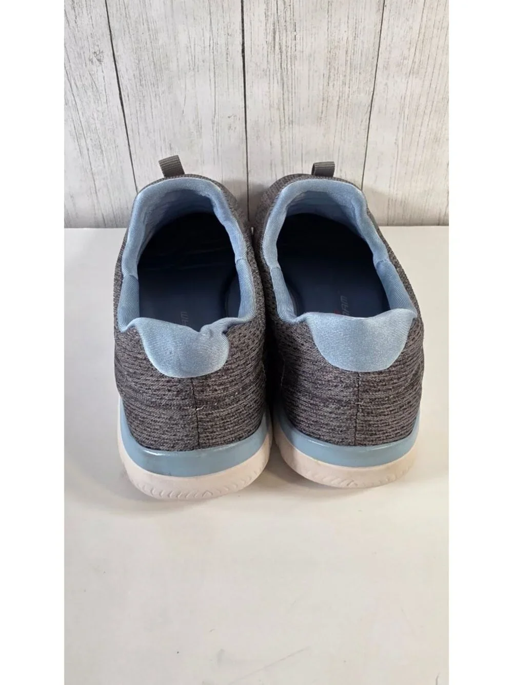 SKECHERS SUMMITS FUN FLAIR GRAY SLIP ON SNEAKERS WOMEN ATHLETIC RUNNING SHOES 9